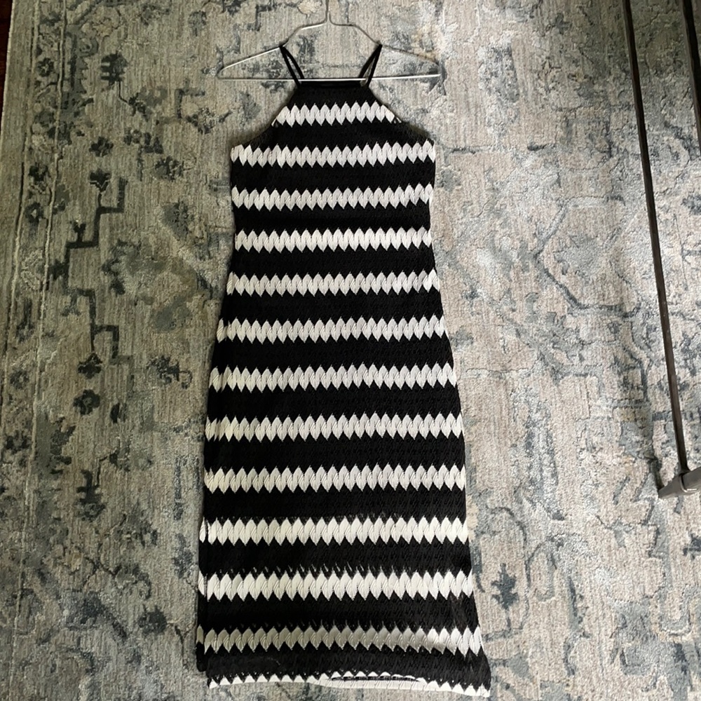Bar III from Macy’s crochet black and white dress in size small. Worn once!
